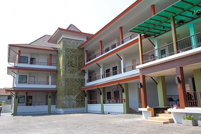 Sirimunta Hotel Chiang Rai Suite & Residence Екстериор снимка